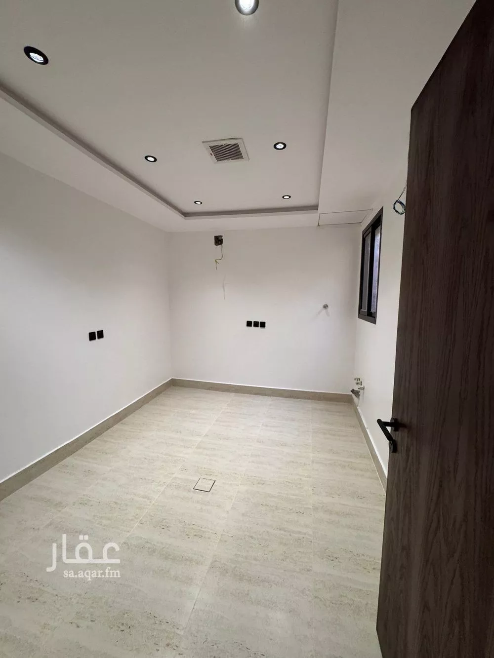 شقة 4 غرف في الرمال 13