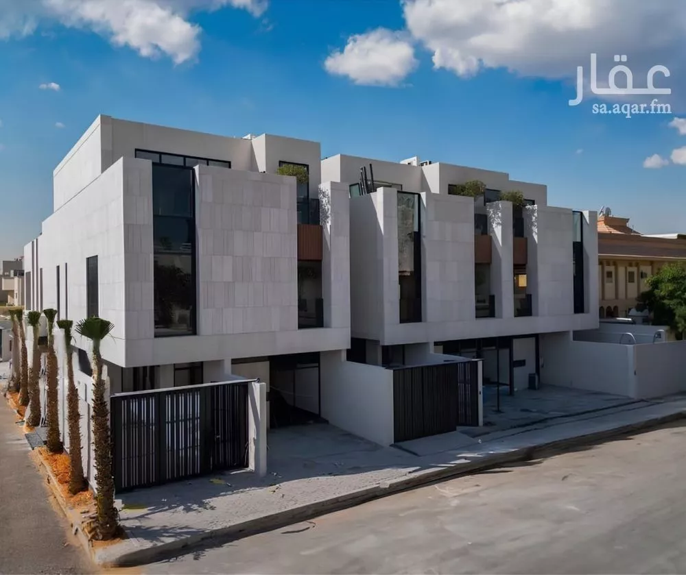 3 bedroom floor in Al Olaya 13