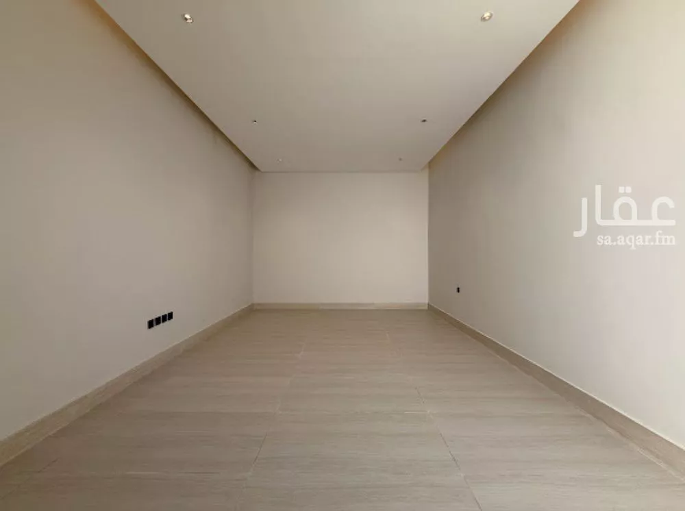 3 bedroom floor in Al Olaya 5