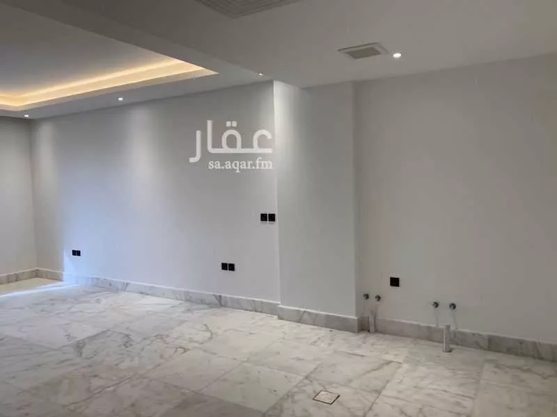 شقة 4 غرف في العارض 7