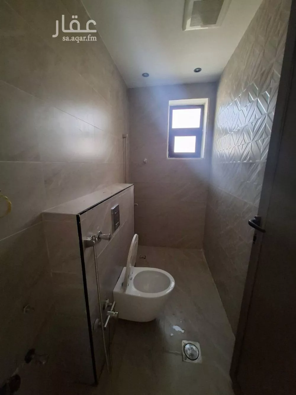5 bedroom apartment in Badr 4