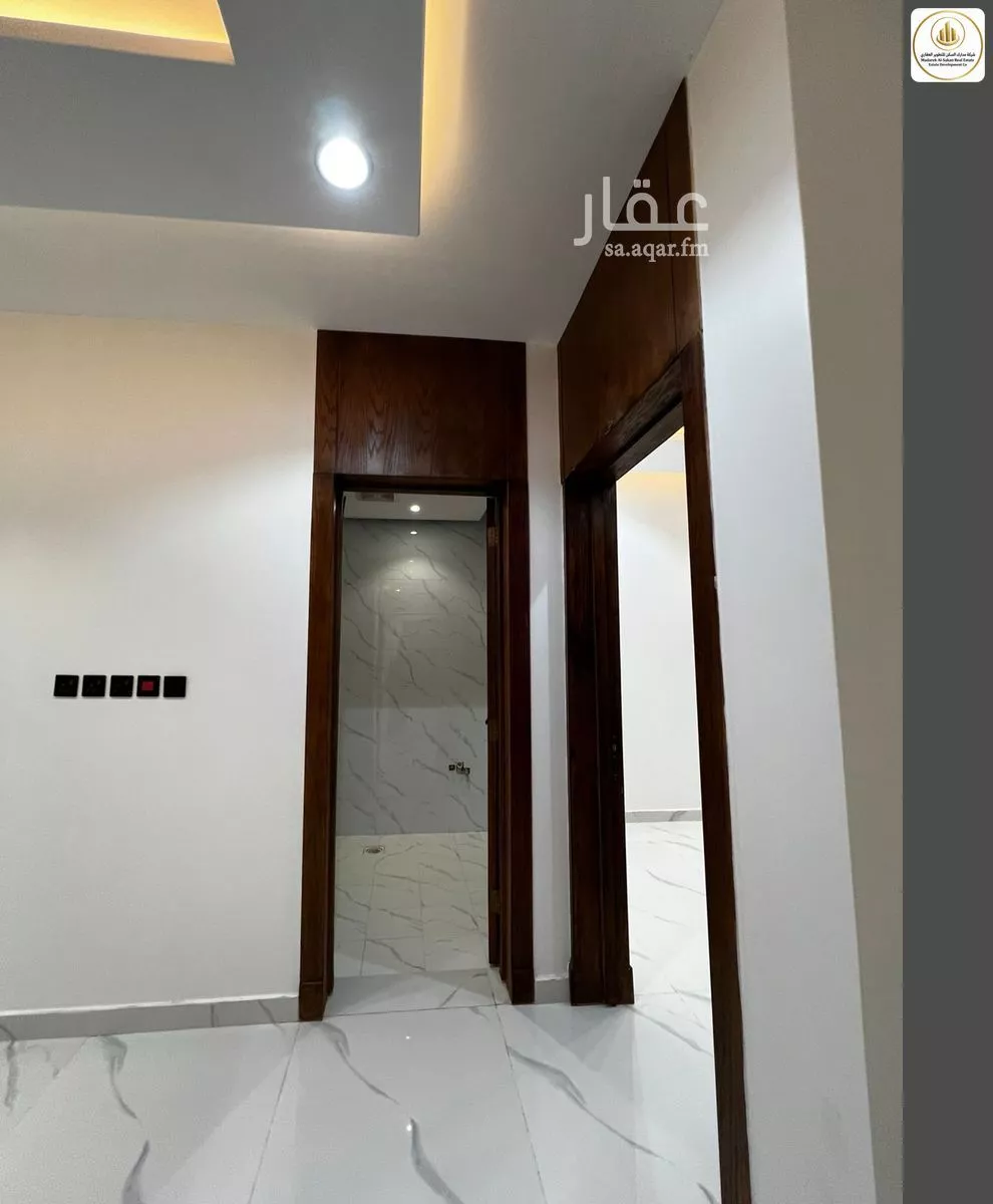 3 bedroom apartment in Al Janadriyah 5