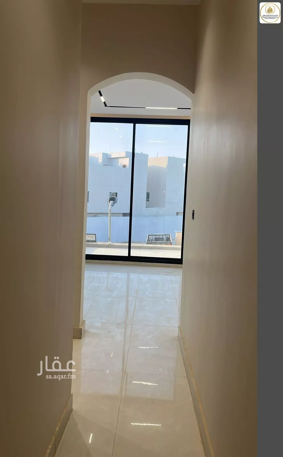 شقة 4 غرف في الشرق 21