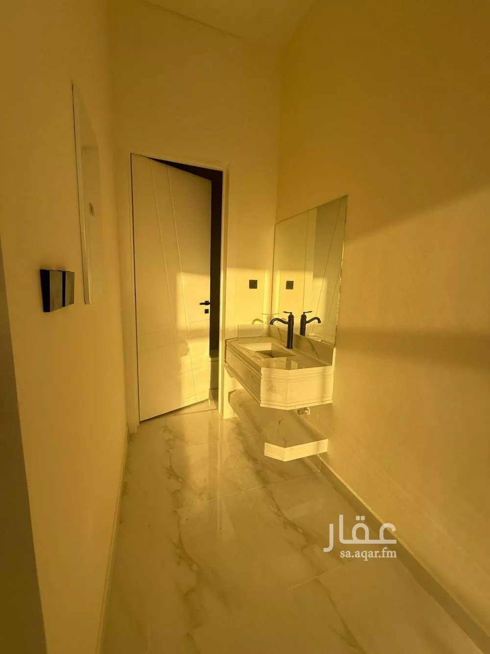 4 bedroom apartment in Al Zahrah 6