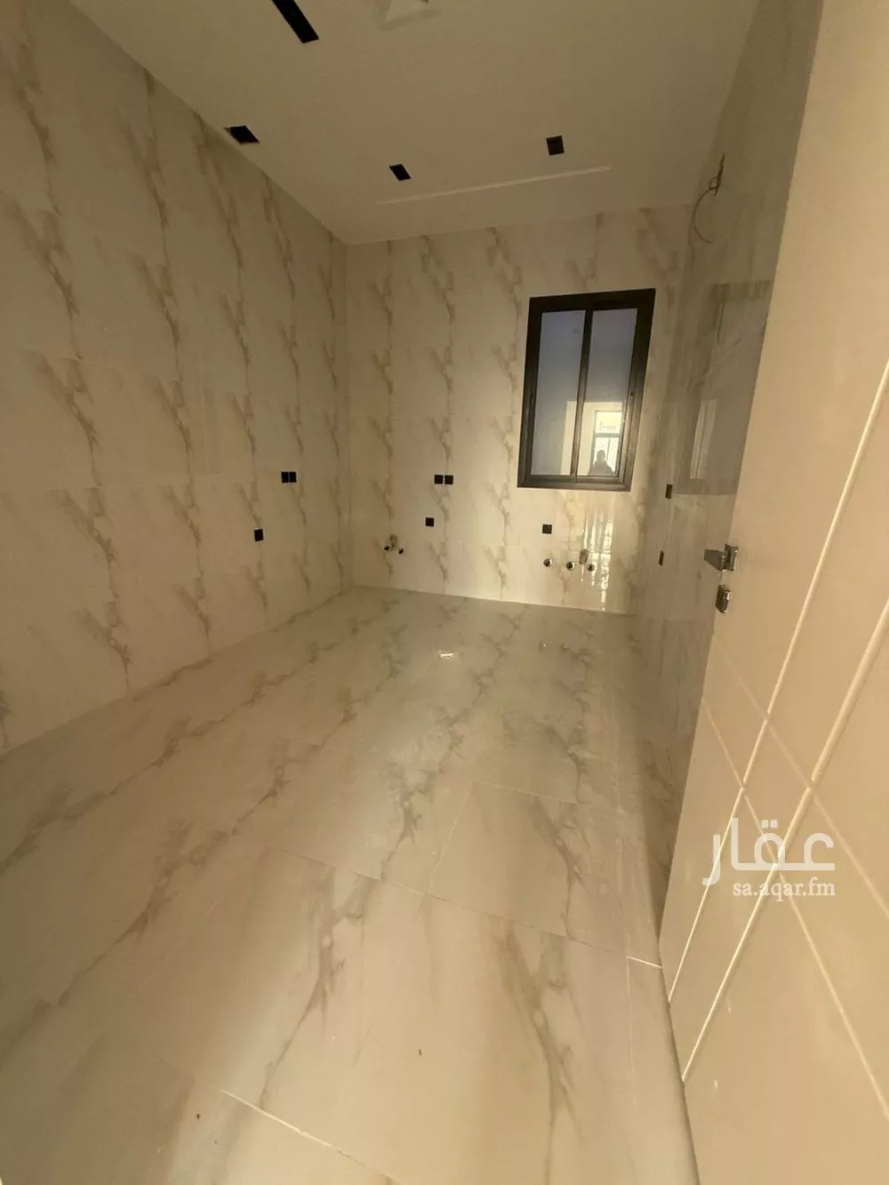 4 bedroom apartment in Al Zahrah 10