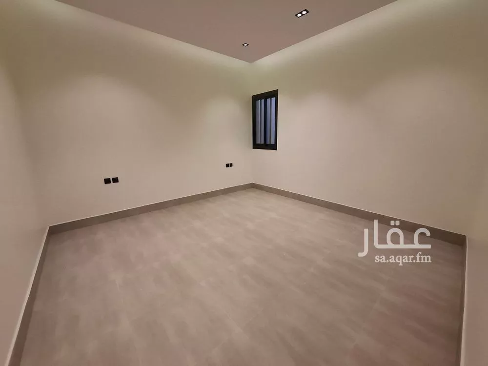 4 bedroom apartment in Al Yarmouk 21
