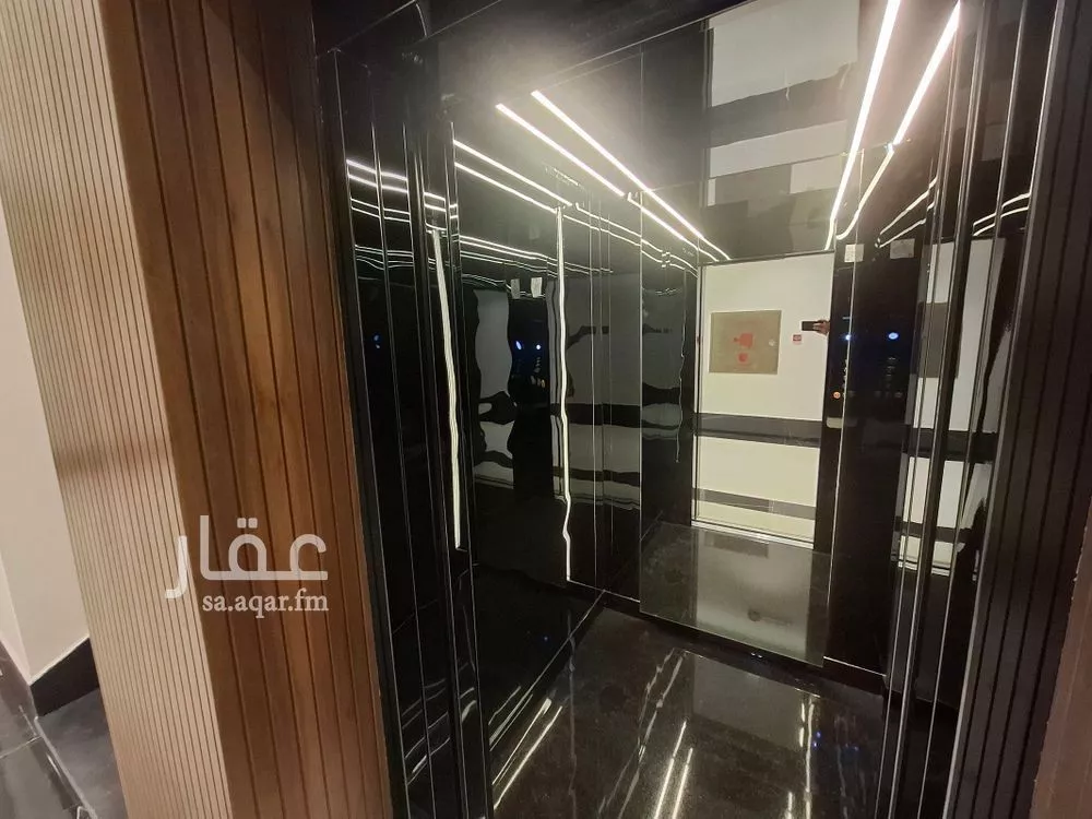 4 bedroom apartment in Al Yarmouk 4