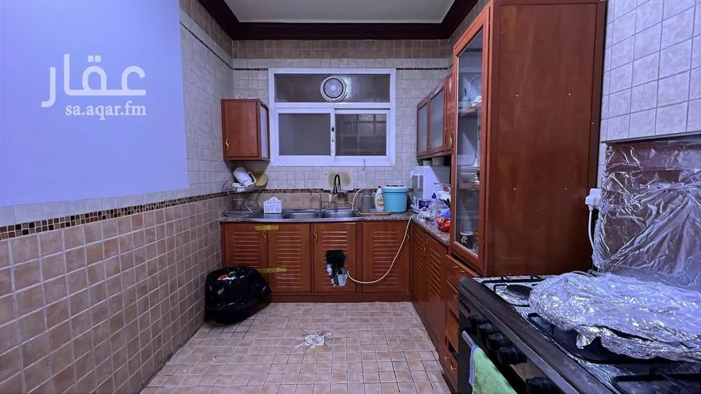 3 bedroom apartment in Ishbiliyah 9