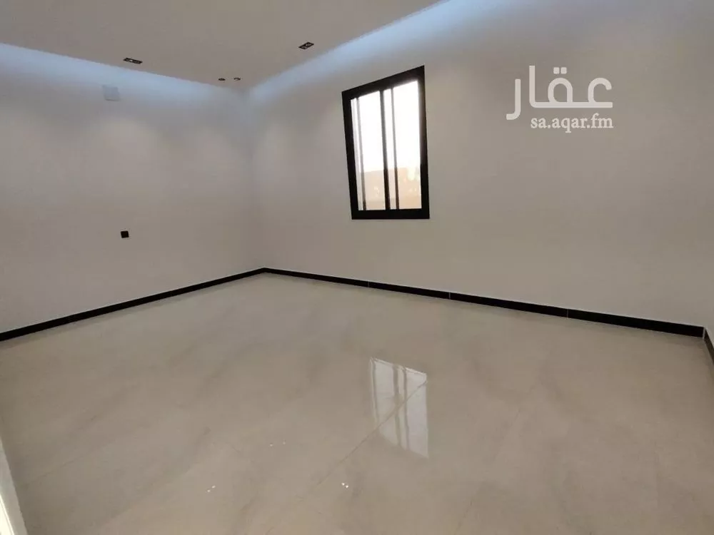 3 bedroom apartment in Al Hazm 8