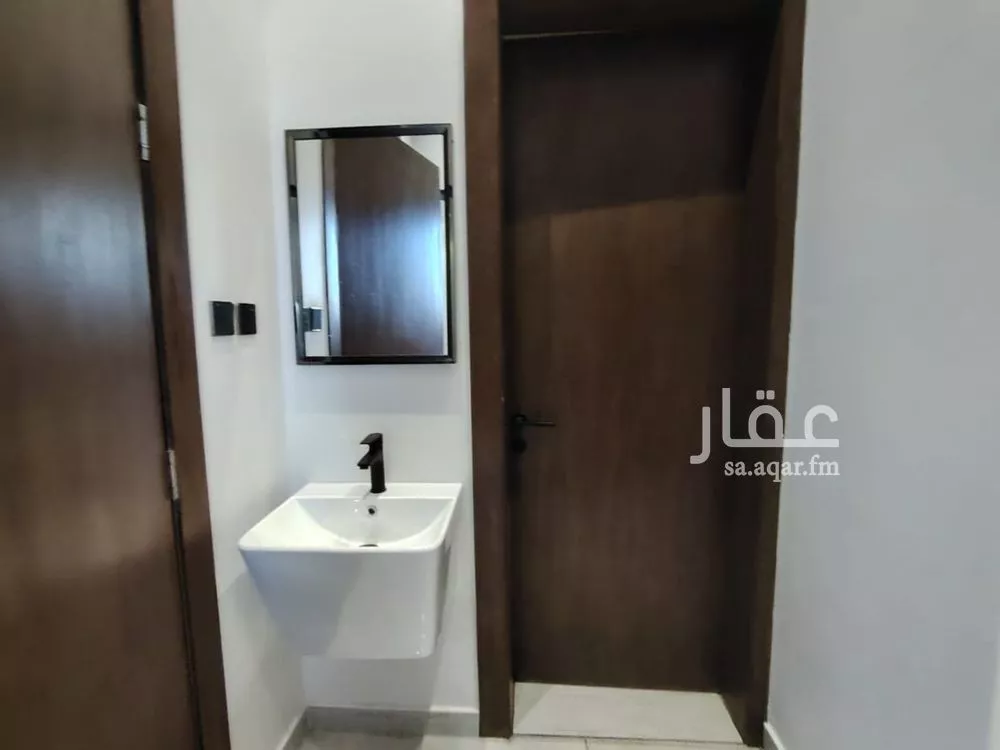 3 bedroom apartment in Ash Sharq 8