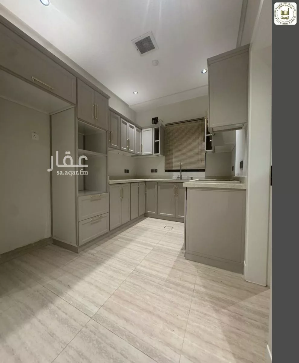 4 bedroom apartment in Ishbiliyah 16