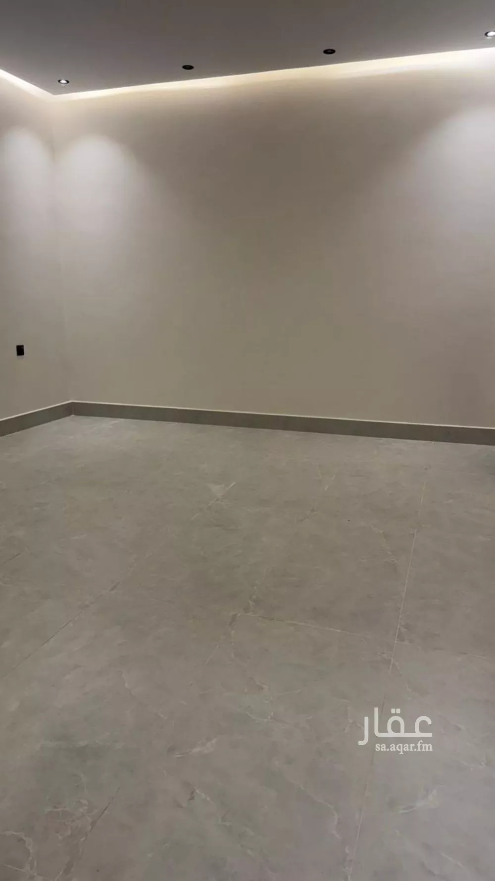 2 bedroom apartment in Dahiat Namar 10