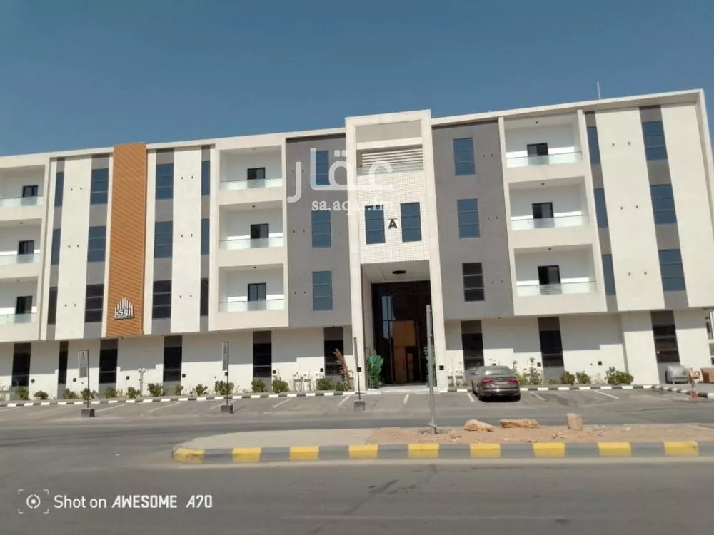 3 bedroom apartment in Al Uraija Al Gharbiyah 3