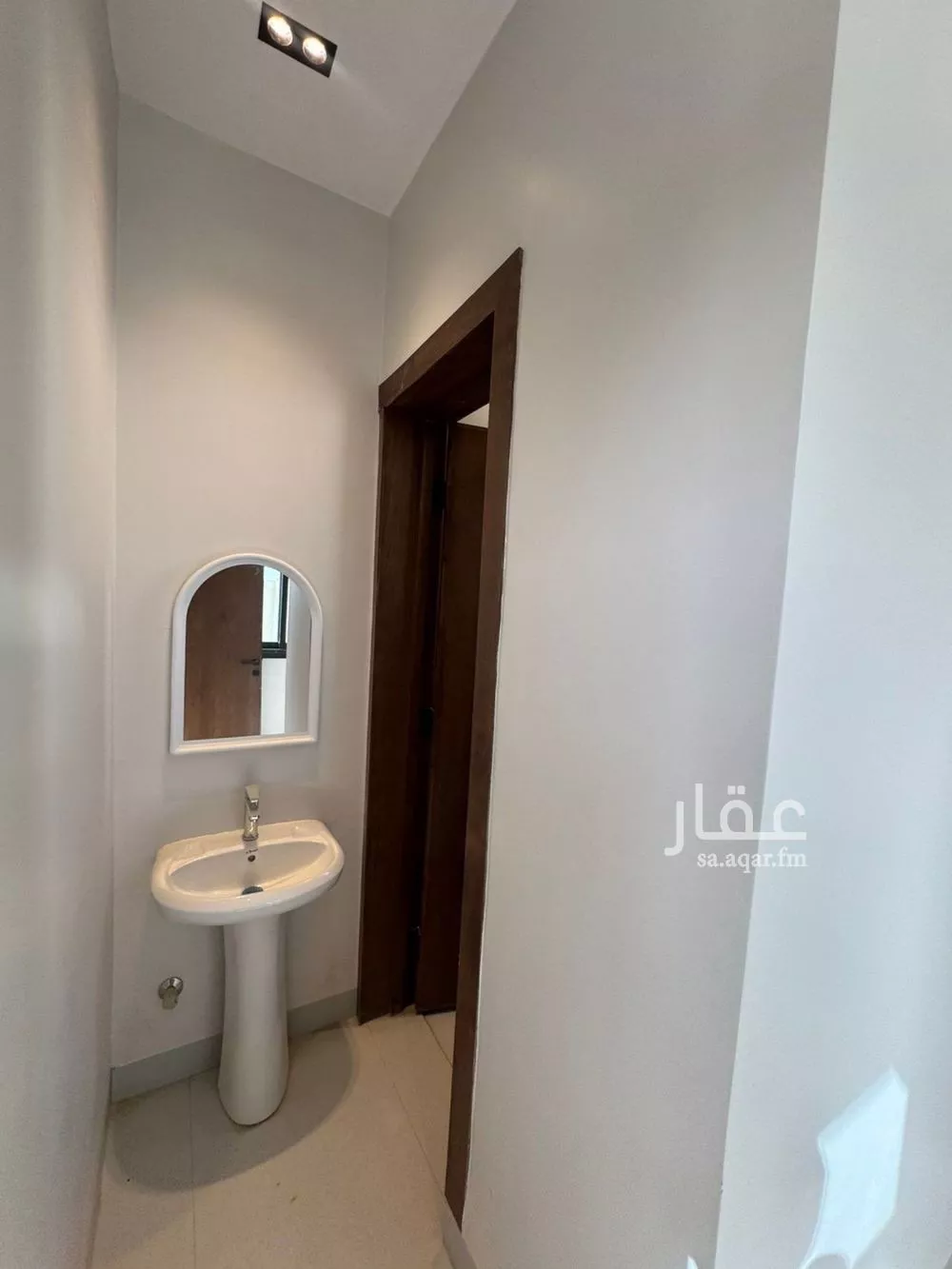 5 bedroom apartment in Al Janadriyah 5