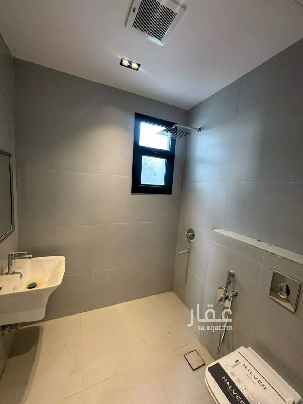 5 bedroom apartment in Al Janadriyah 6