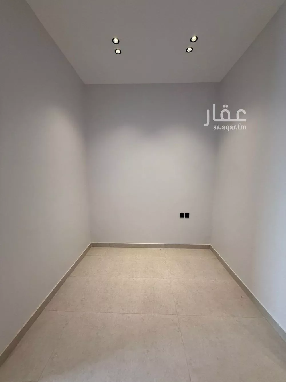 شقة 7 غرف في الجنادرية 17