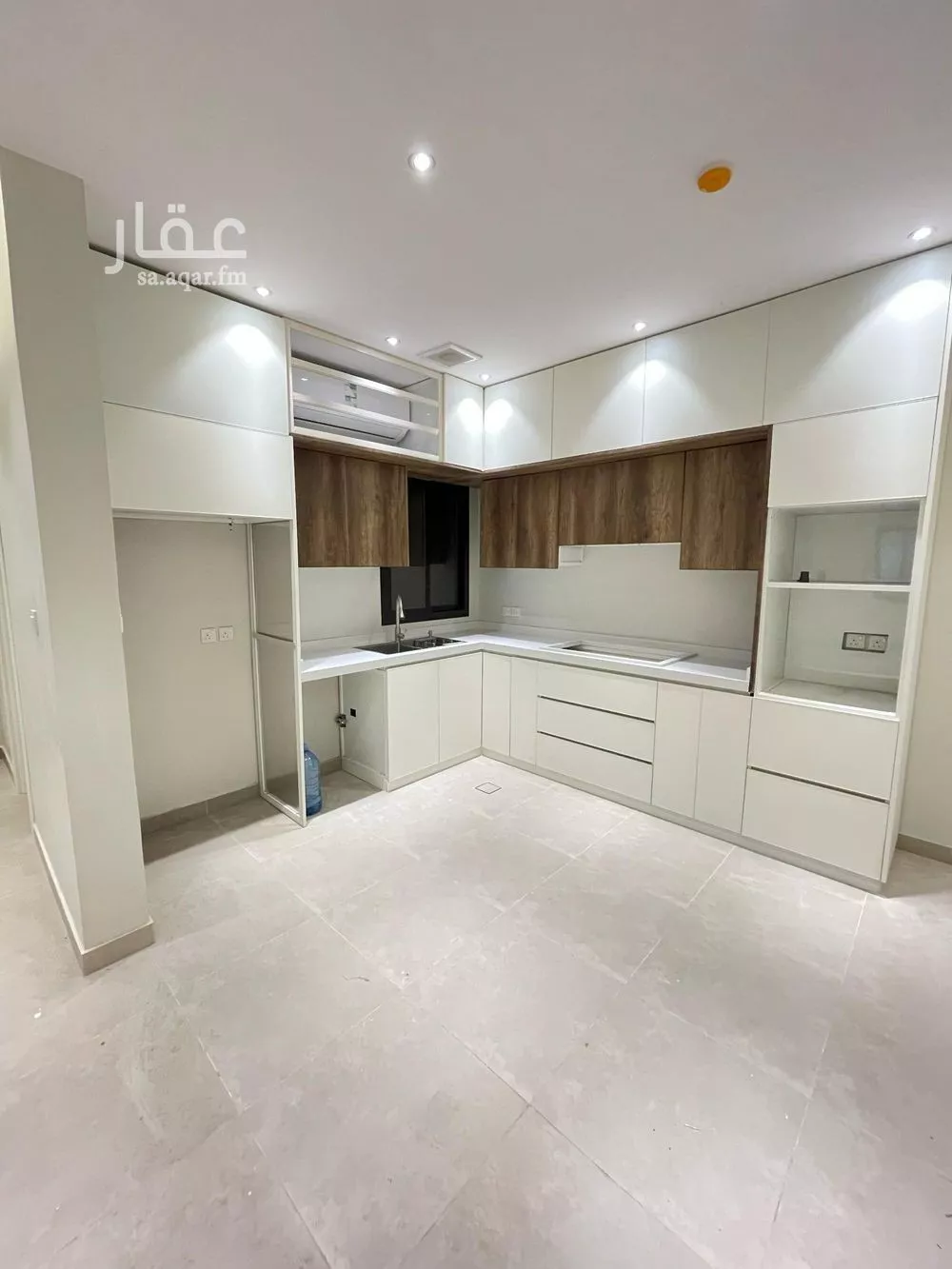 3 bedroom apartment in Al Aridh 11