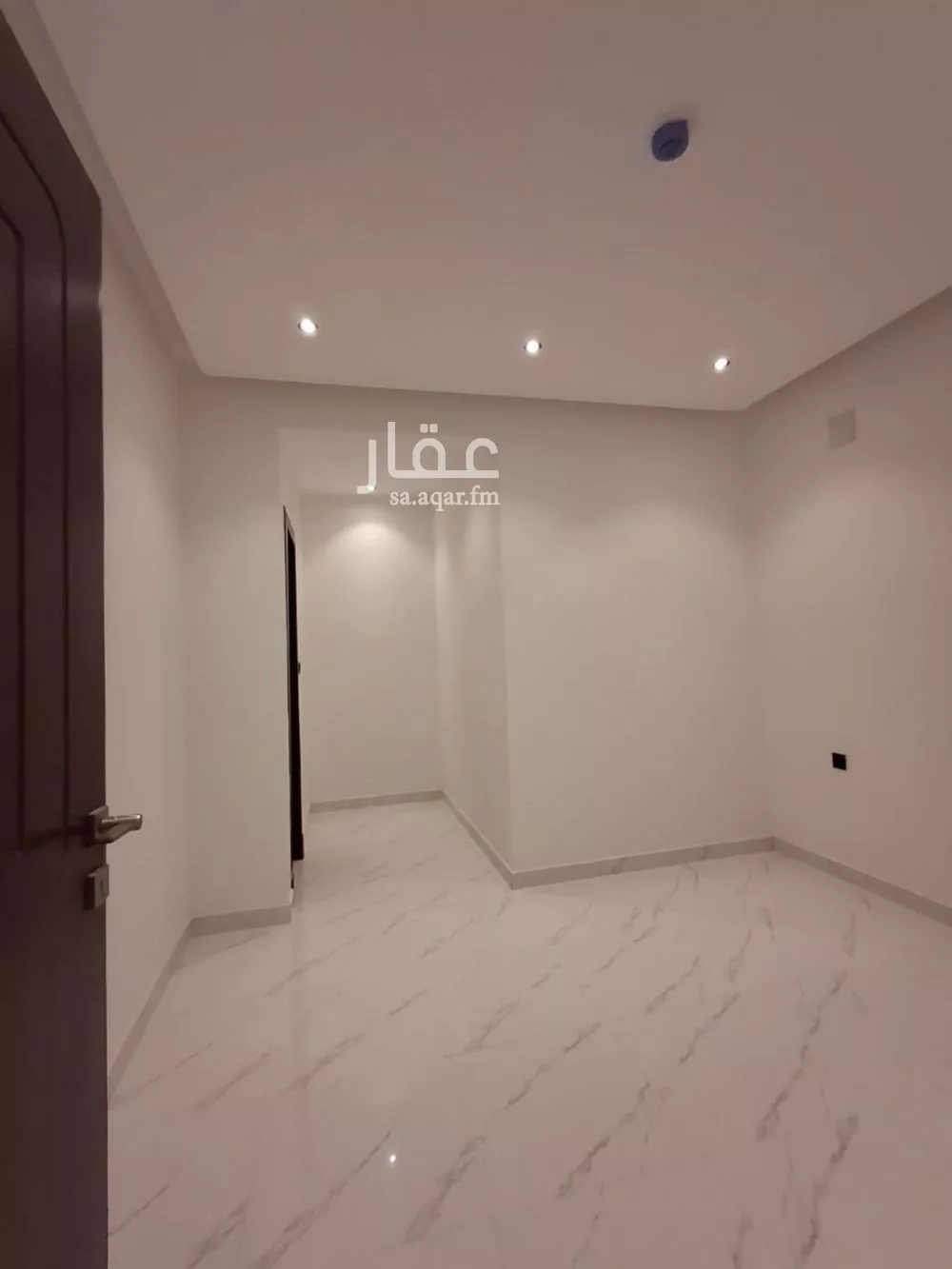 شقة 4 غرف في بدر 8