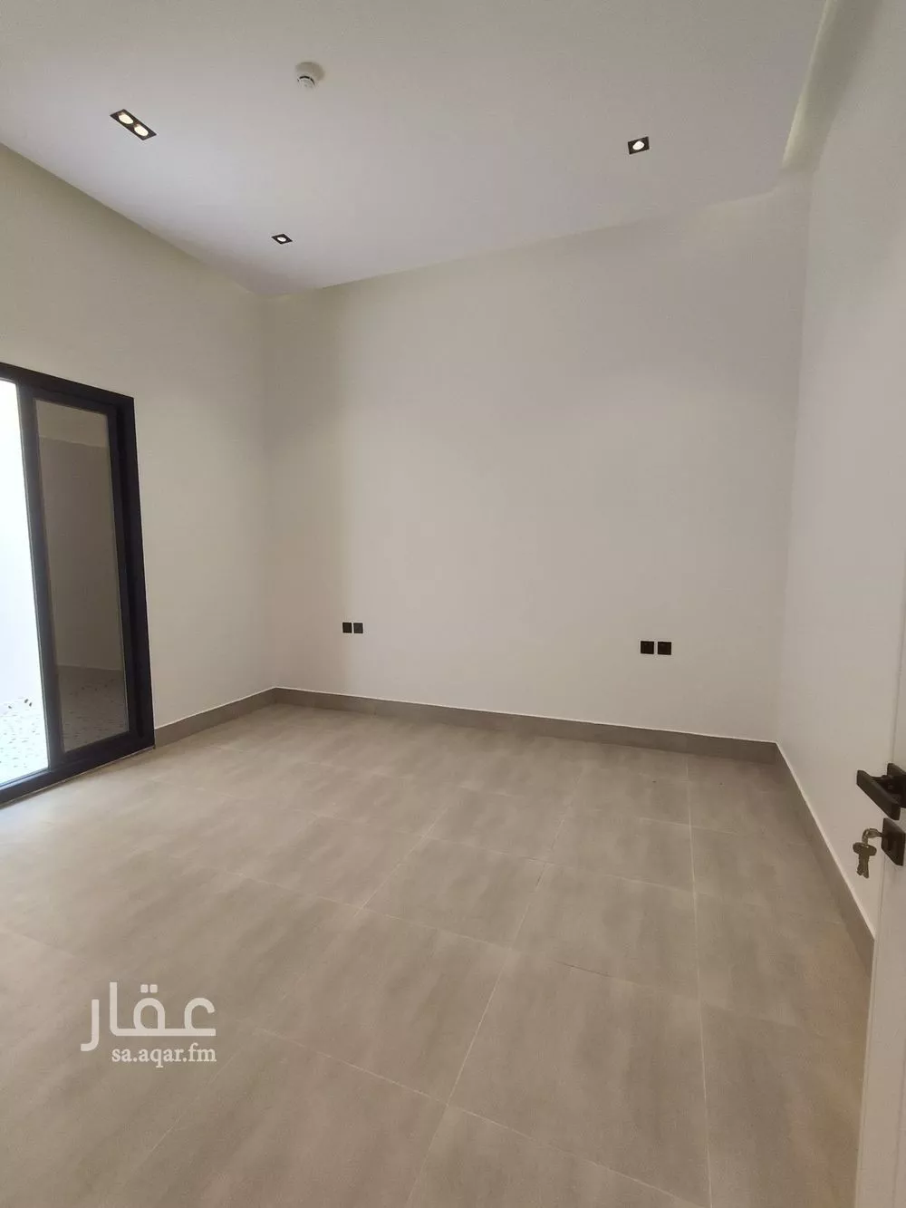 4 bedroom apartment in Al Yarmouk 4