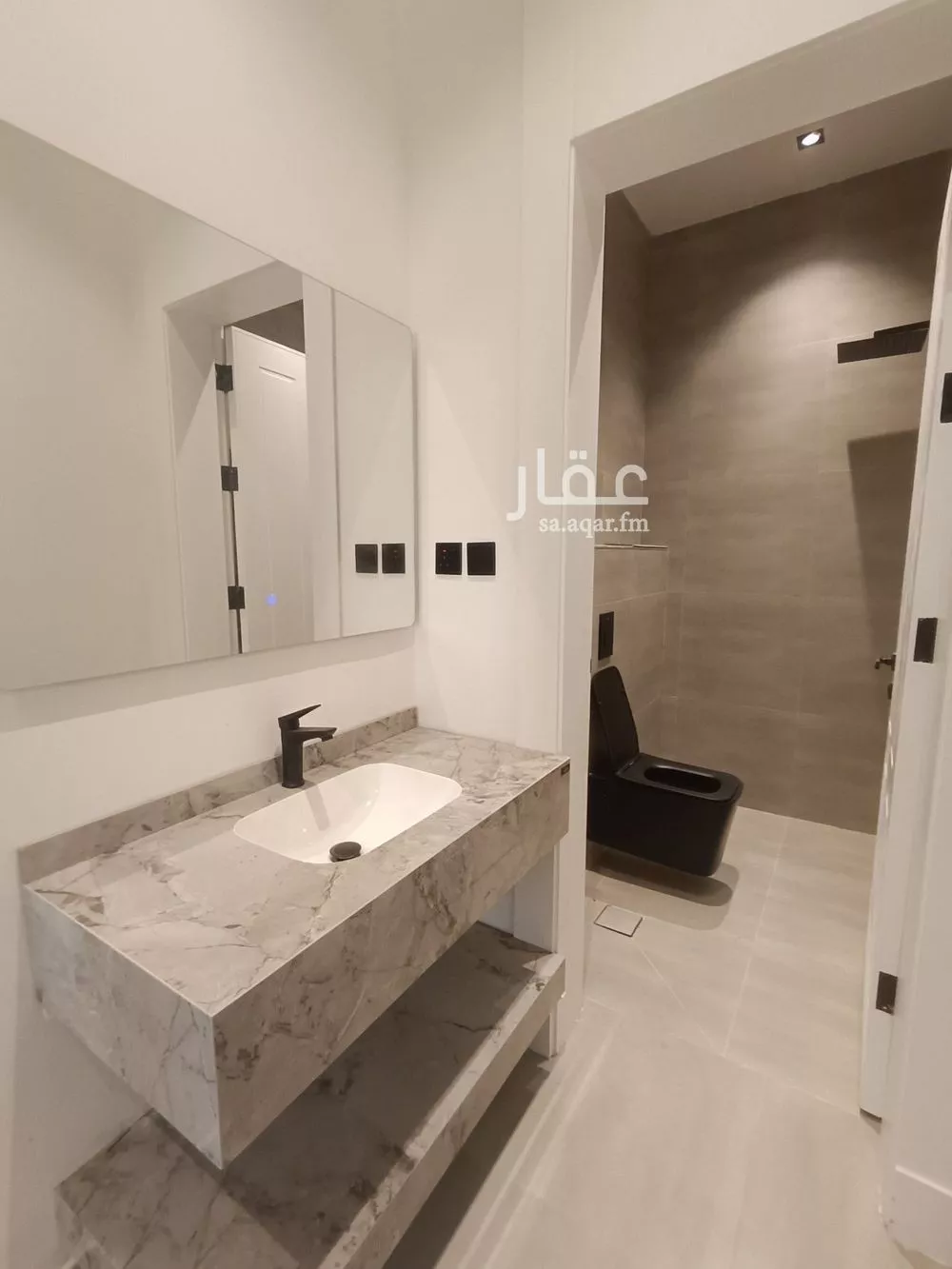 4 bedroom apartment in Al Yarmouk 10