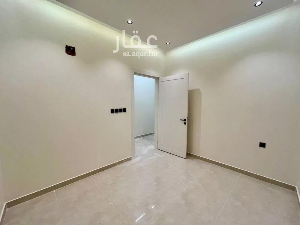 3 bedroom apartment in Al Mahdiyyah 8