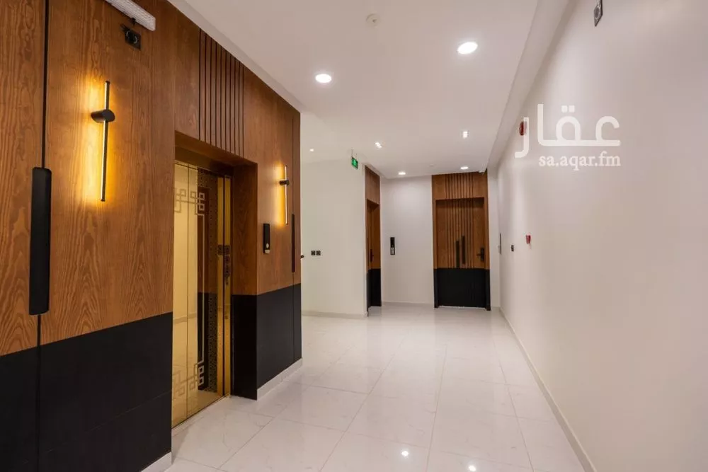 3 bedroom apartment in Al Uraija Al Gharbiyah 3