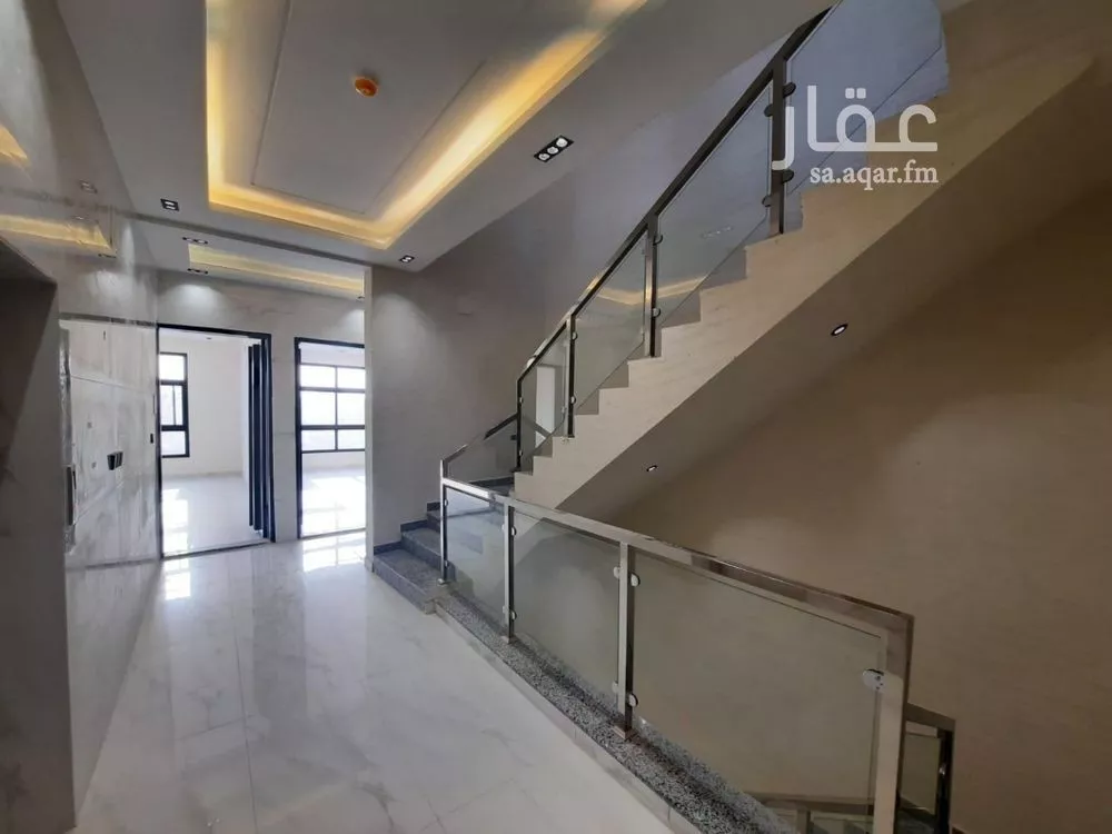 4 bedroom apartment in Al Zahrah 5