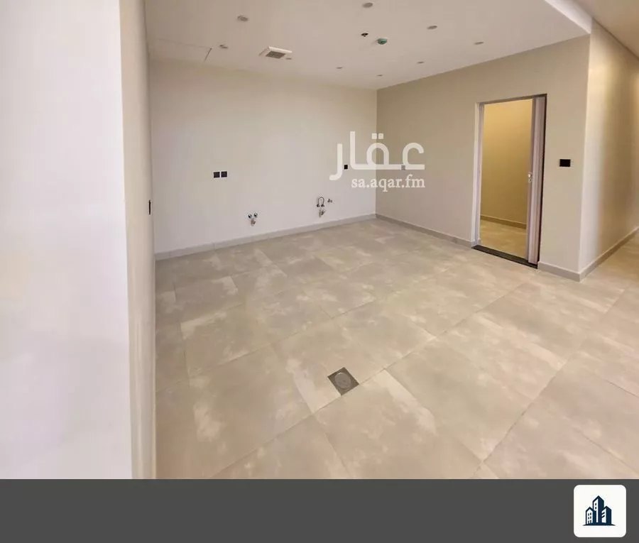 4 bedroom apartment in Al Narjis, Riyadh 7