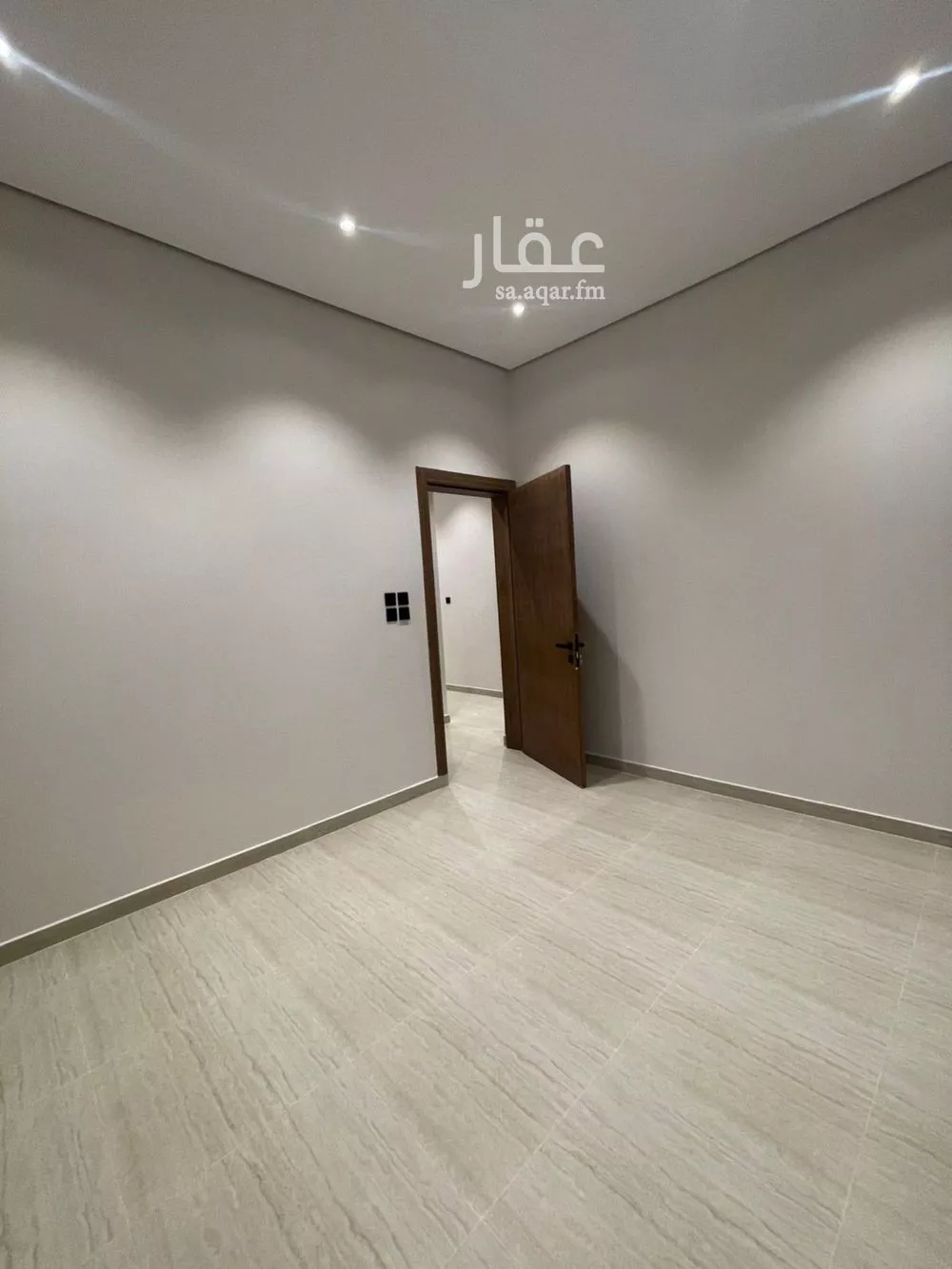 3 bedroom apartment in Al Rimal 6