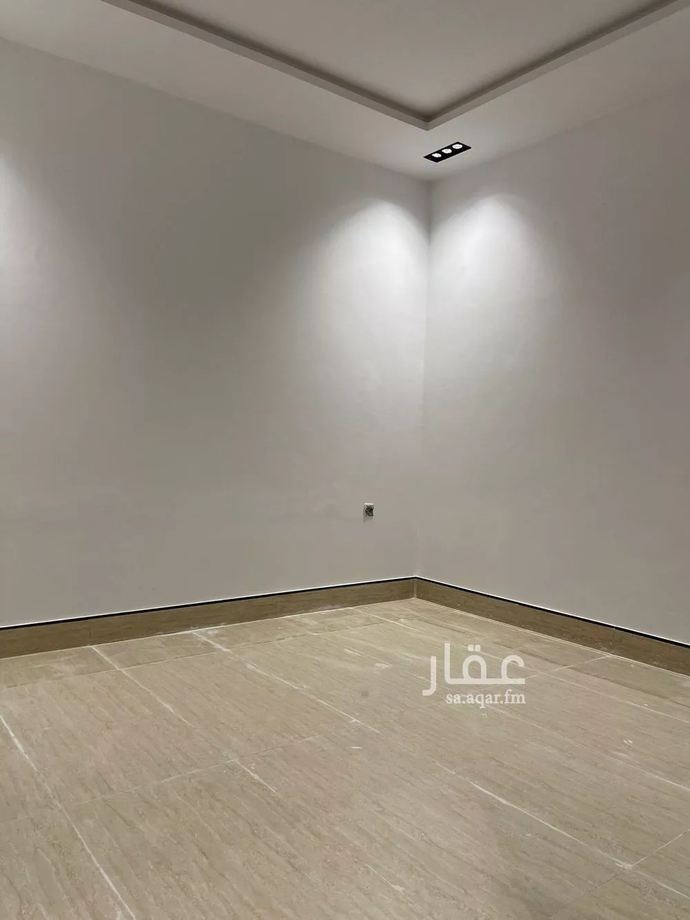 شقة 3 غرف في الرمال 7