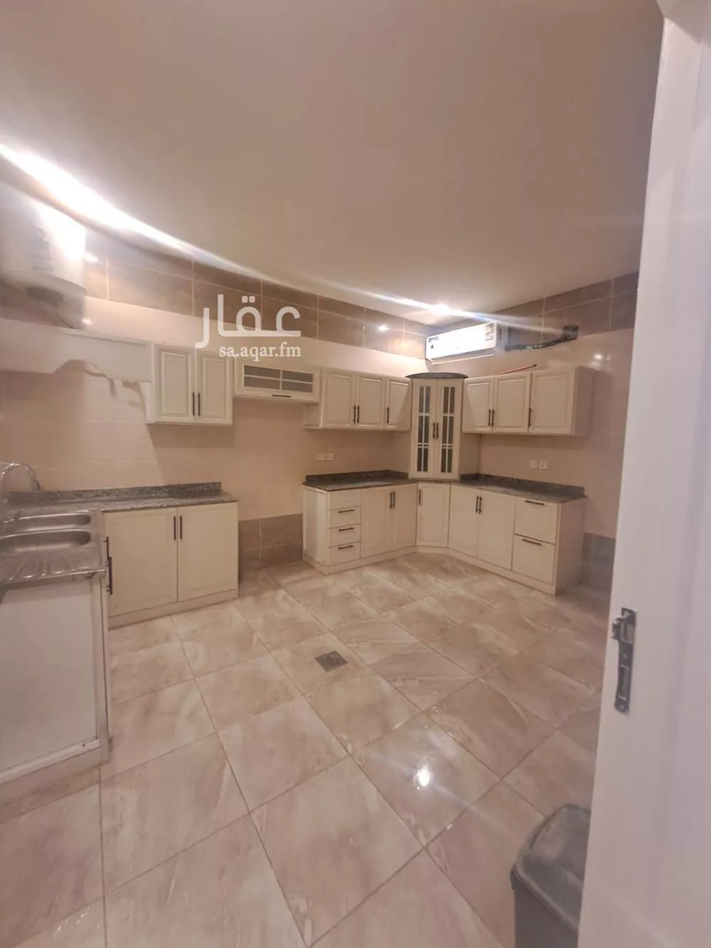 5 bedroom apartment in Al Aridh 5
