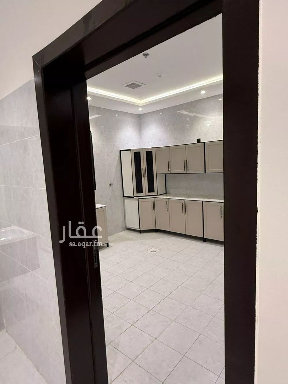 4 bedroom apartment in Al Rimal 6