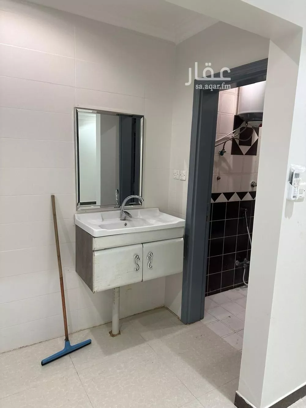 5 bedroom apartment in Al Hazm 14