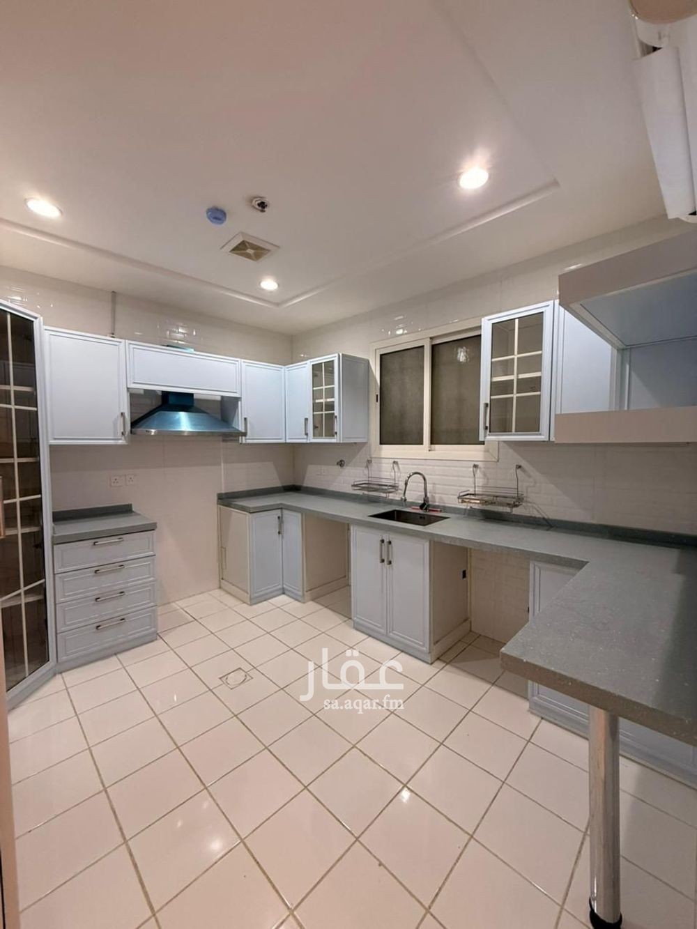 4 bedroom apartment in Tuwaiq, Riyadh 11