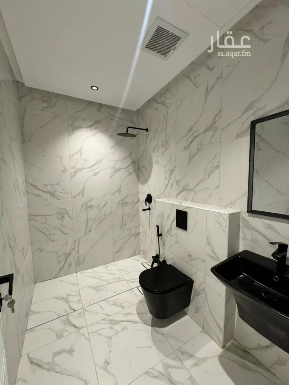 3 bedroom apartment in Al Malqa 12