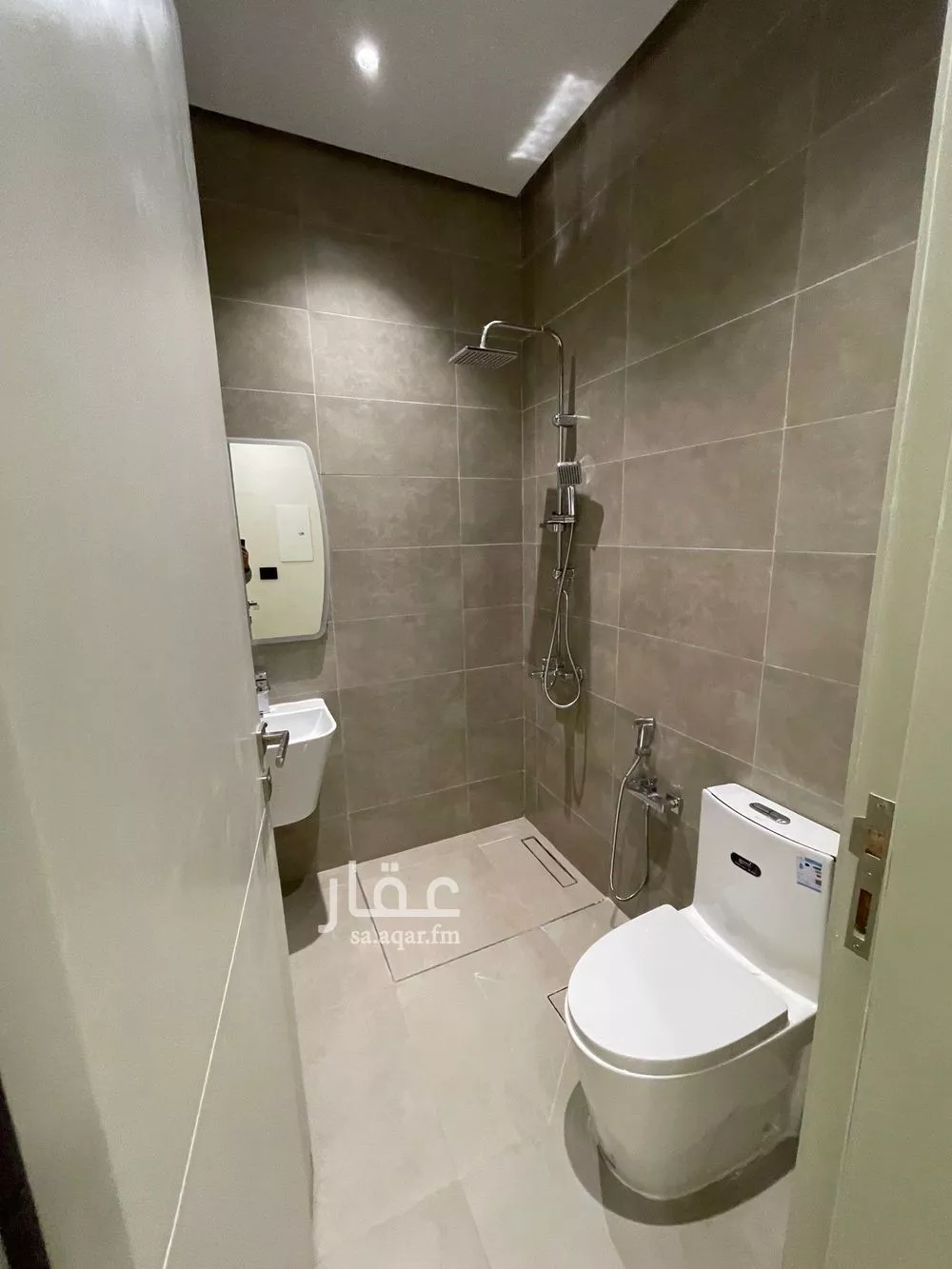 2 bedroom apartment in Al Rimal 10