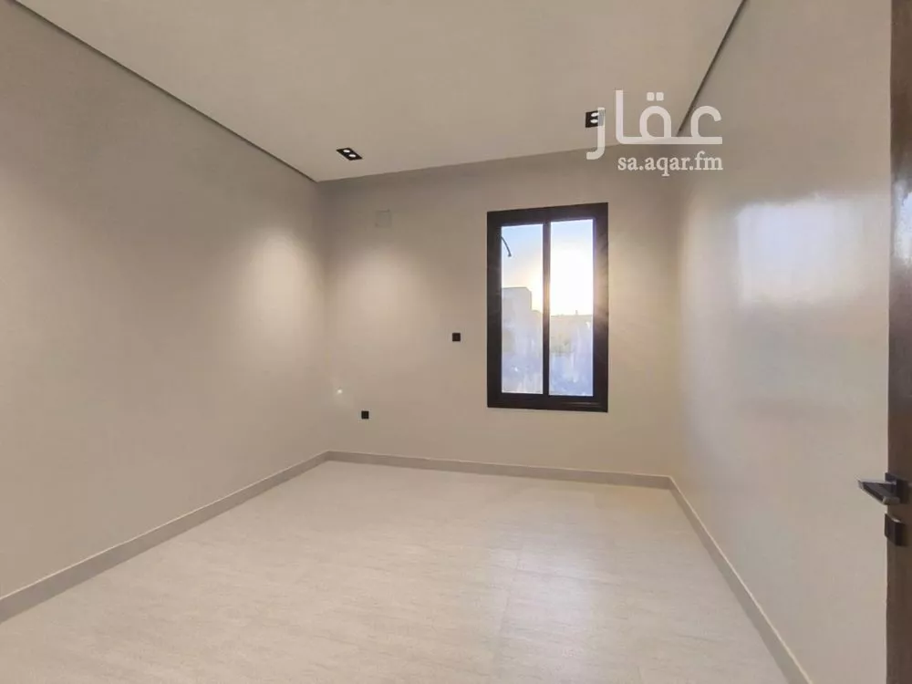 دور 4 غرف في المونسية 6