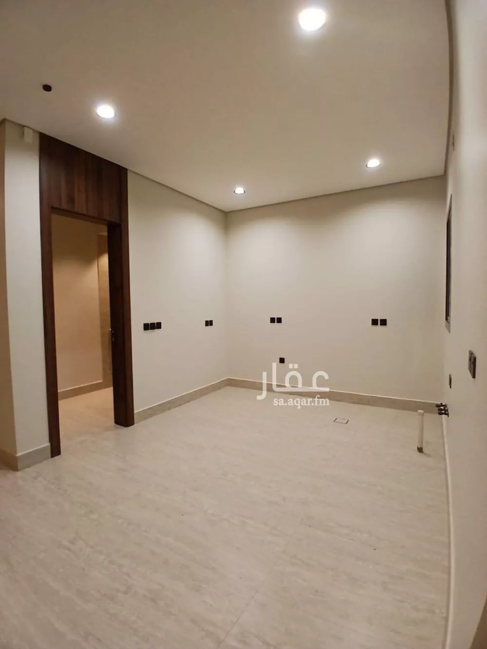 2 bedroom apartment in Al Hamra 6