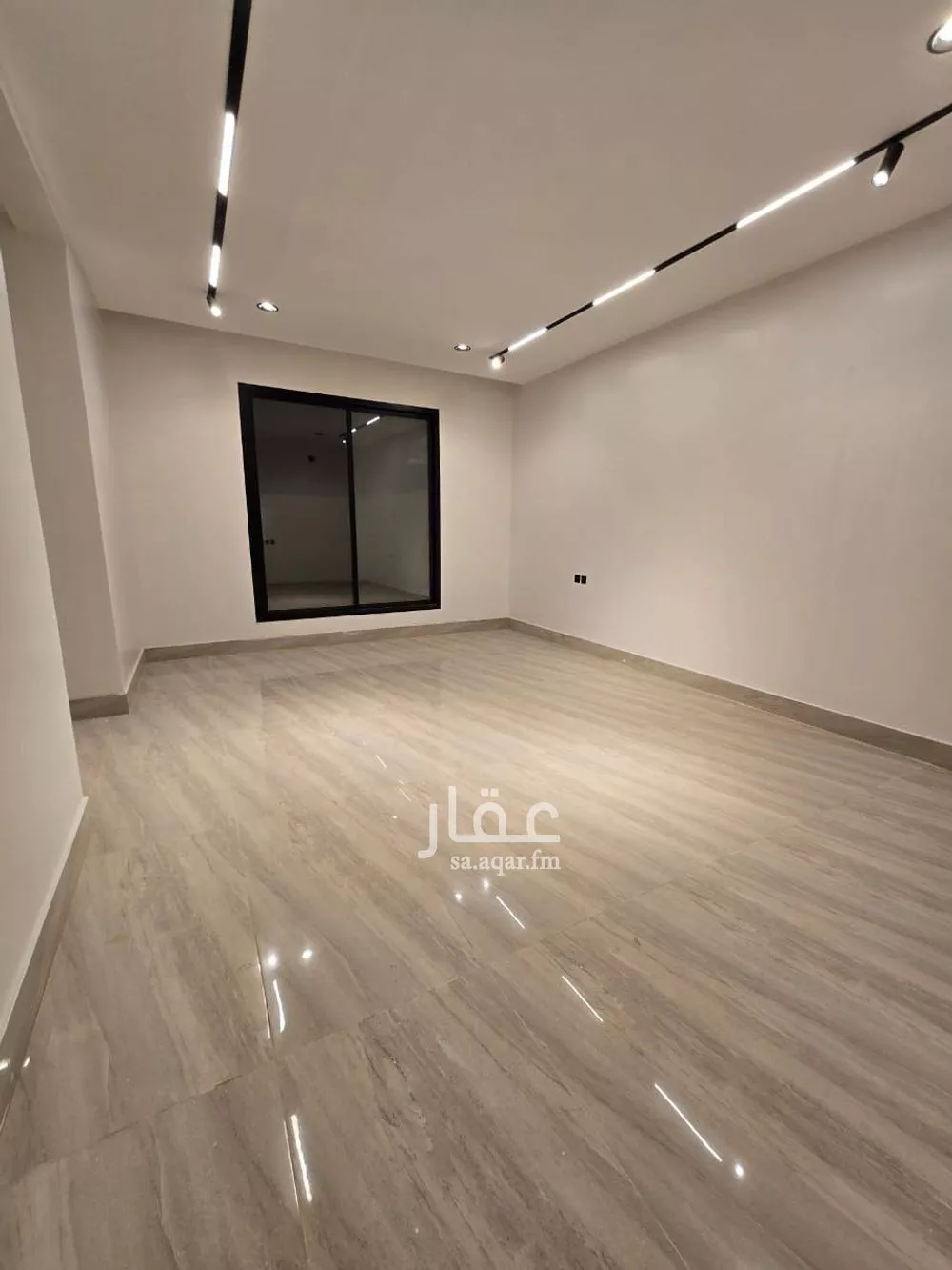 5 bedroom apartment in Al Janadriyah 11