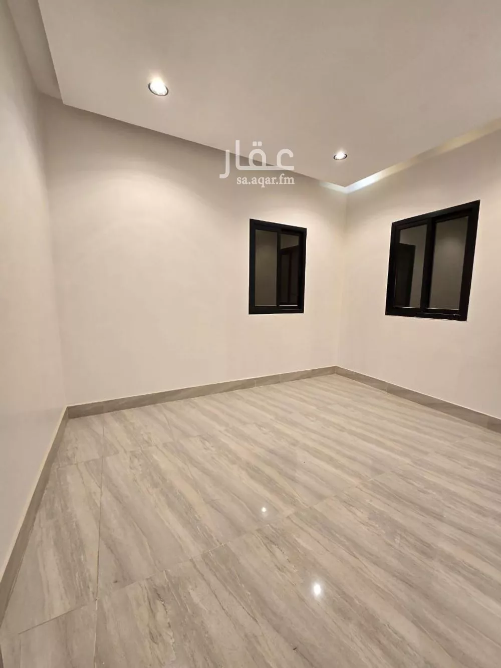 5 bedroom apartment in Al Janadriyah 8