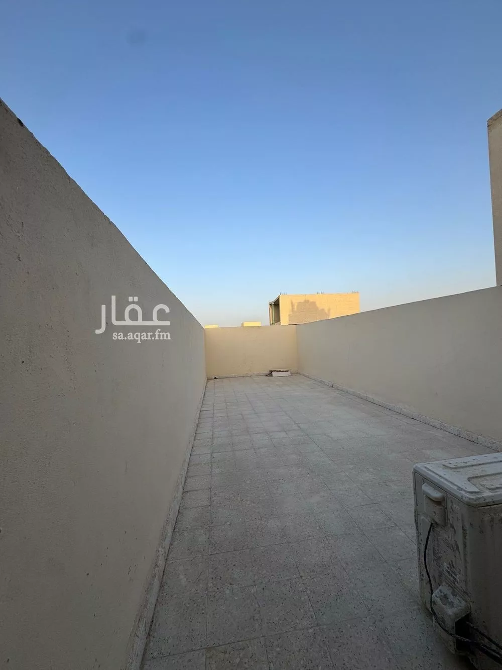 شقة 3 غرف في العارض 10