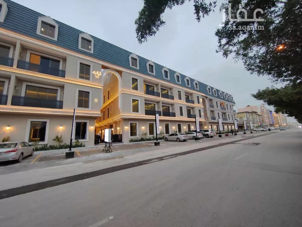 4 bedroom apartment in Al Yarmouk 11