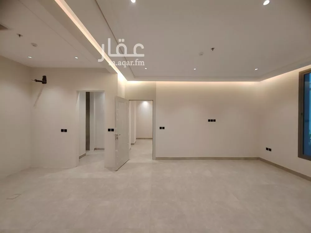 4 bedroom apartment in Al Yarmouk 3