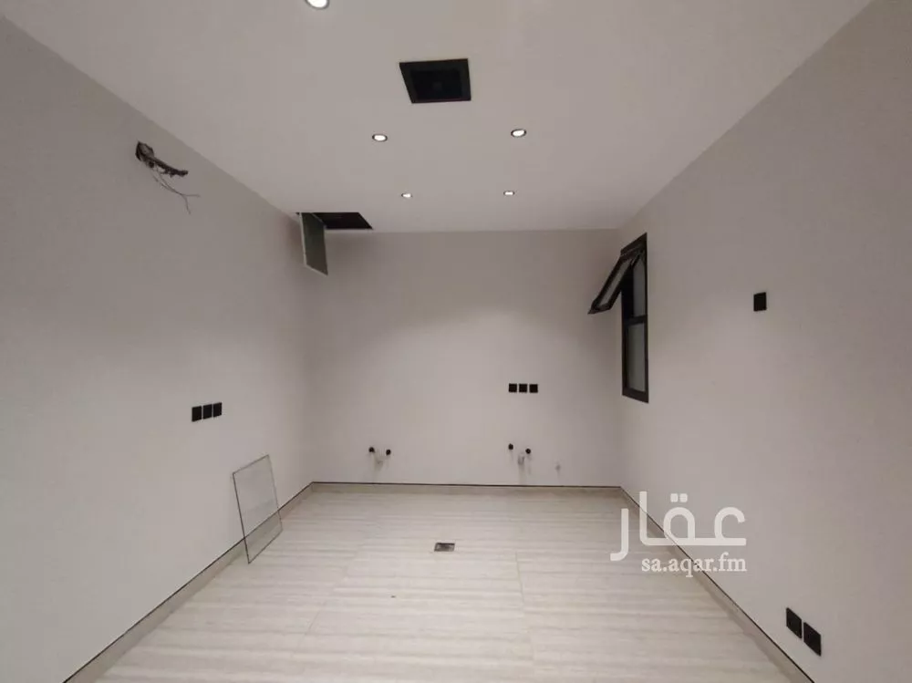 5 bedroom apartment in As Suwaidi Al Gharabi 12