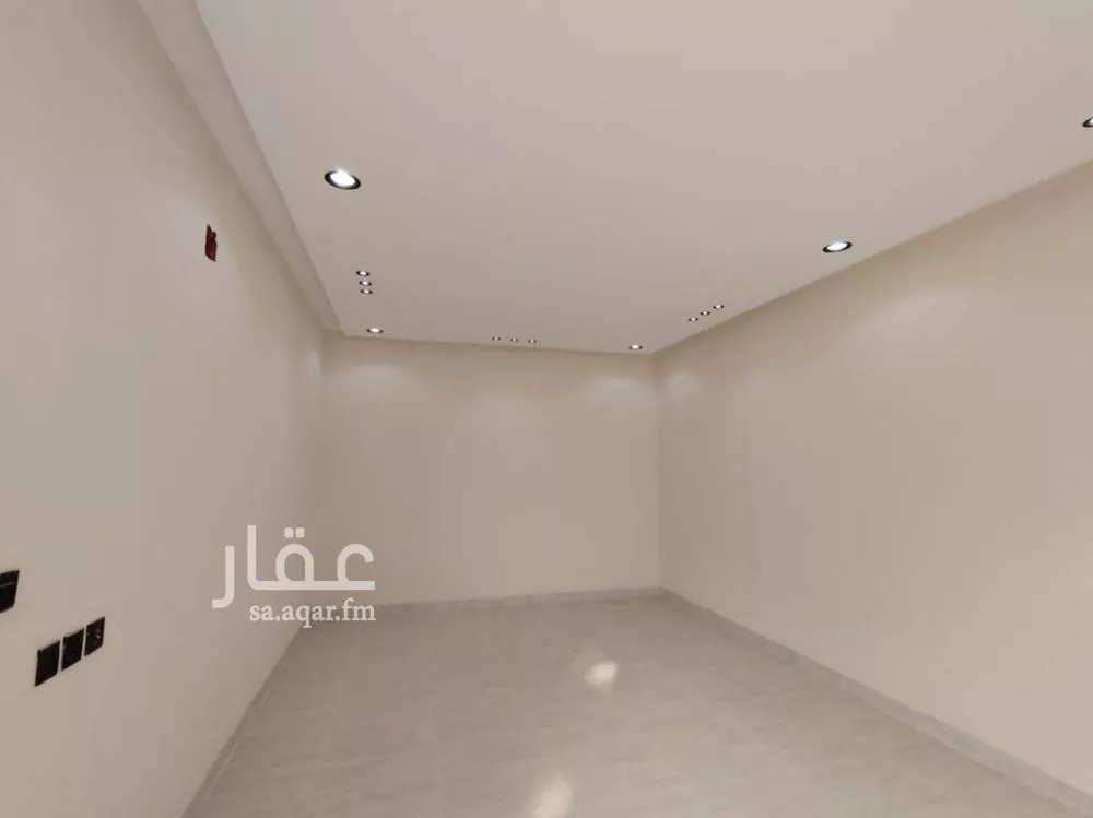 5 bedroom apartment in As Suwaidi Al Gharabi 13