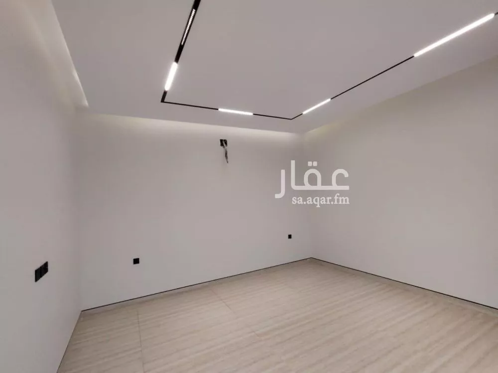 5 bedroom apartment in As Suwaidi Al Gharabi 14