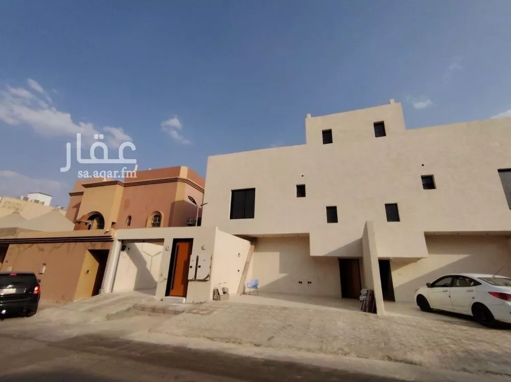 5 bedroom apartment in As Suwaidi Al Gharabi 3