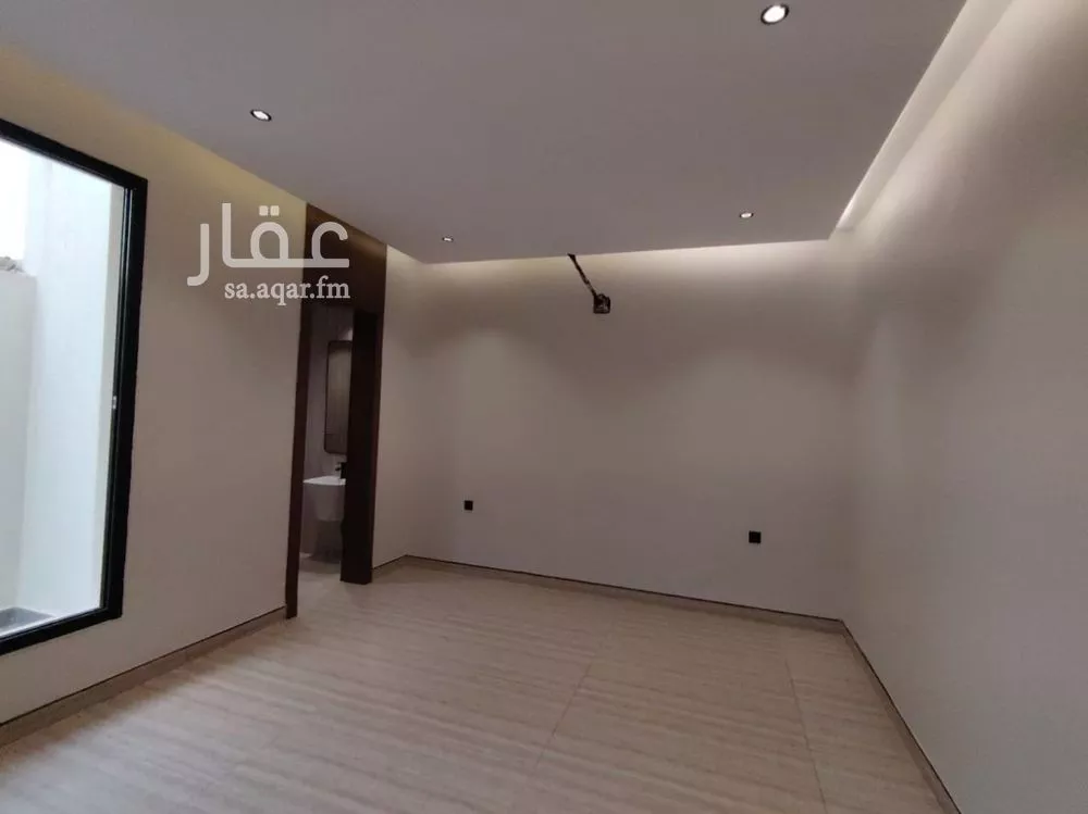 5 bedroom apartment in As Suwaidi Al Gharabi 7