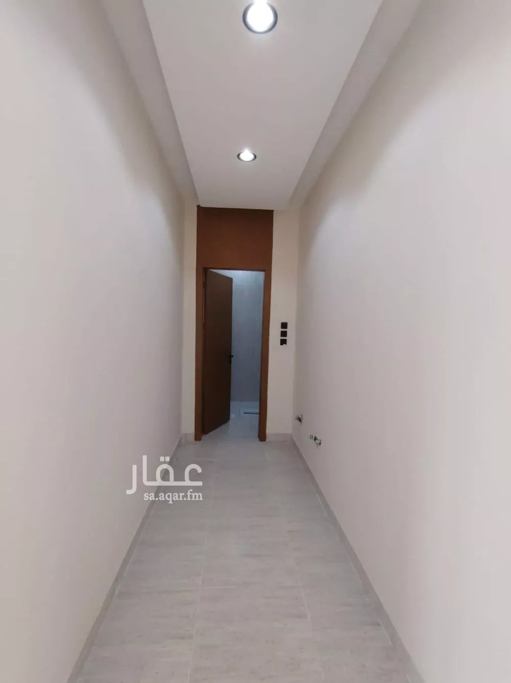 5 bedroom apartment in As Suwaidi Al Gharabi 8