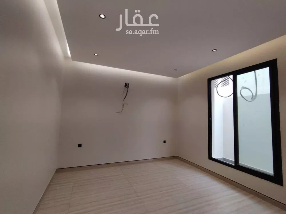 5 bedroom apartment in As Suwaidi Al Gharabi 10